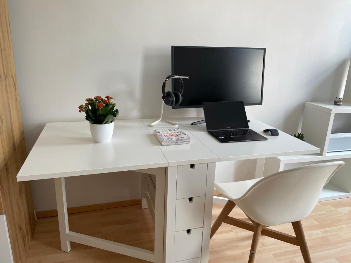Apartament Central Sunny Flat With Free Parking Wiedeń Zewnętrze zdjęcie